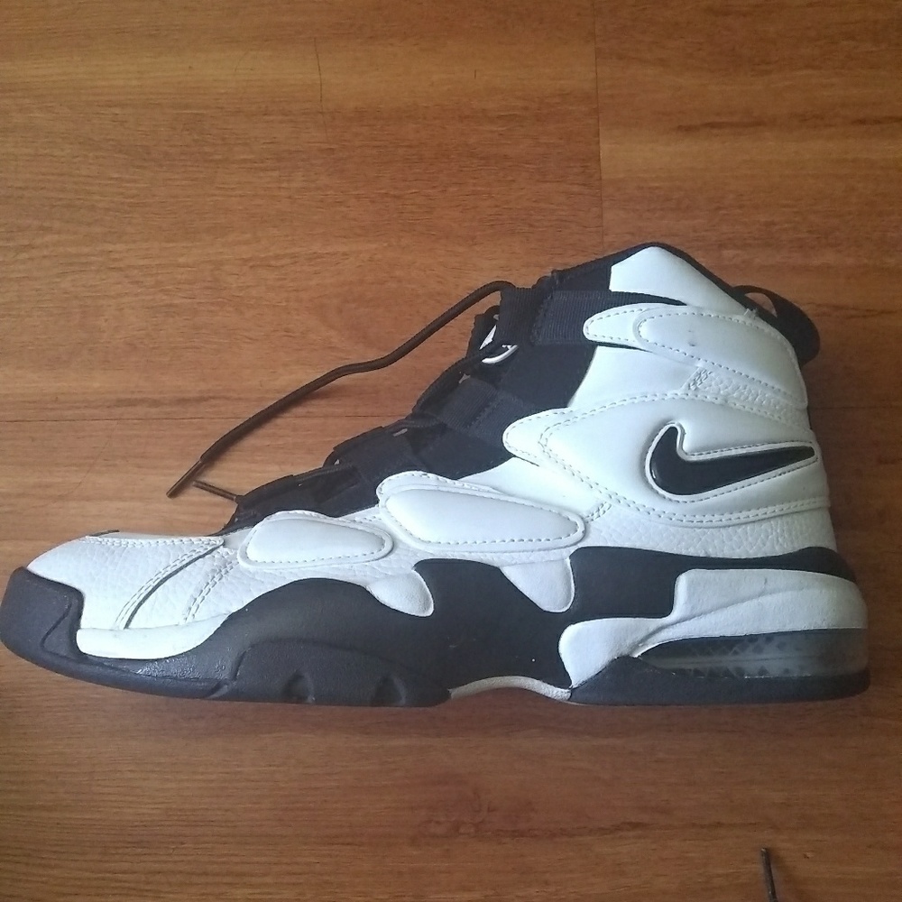 AirMax 2 - Picture 2 of 5